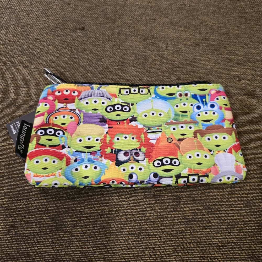 NWT Loungefly Disney Alien Outfits Nylon Pouch